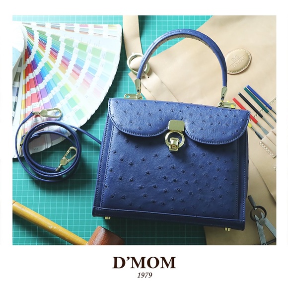 Pre-order D'MOM elegant ostrich handmade bag! - Picture 2 of 8